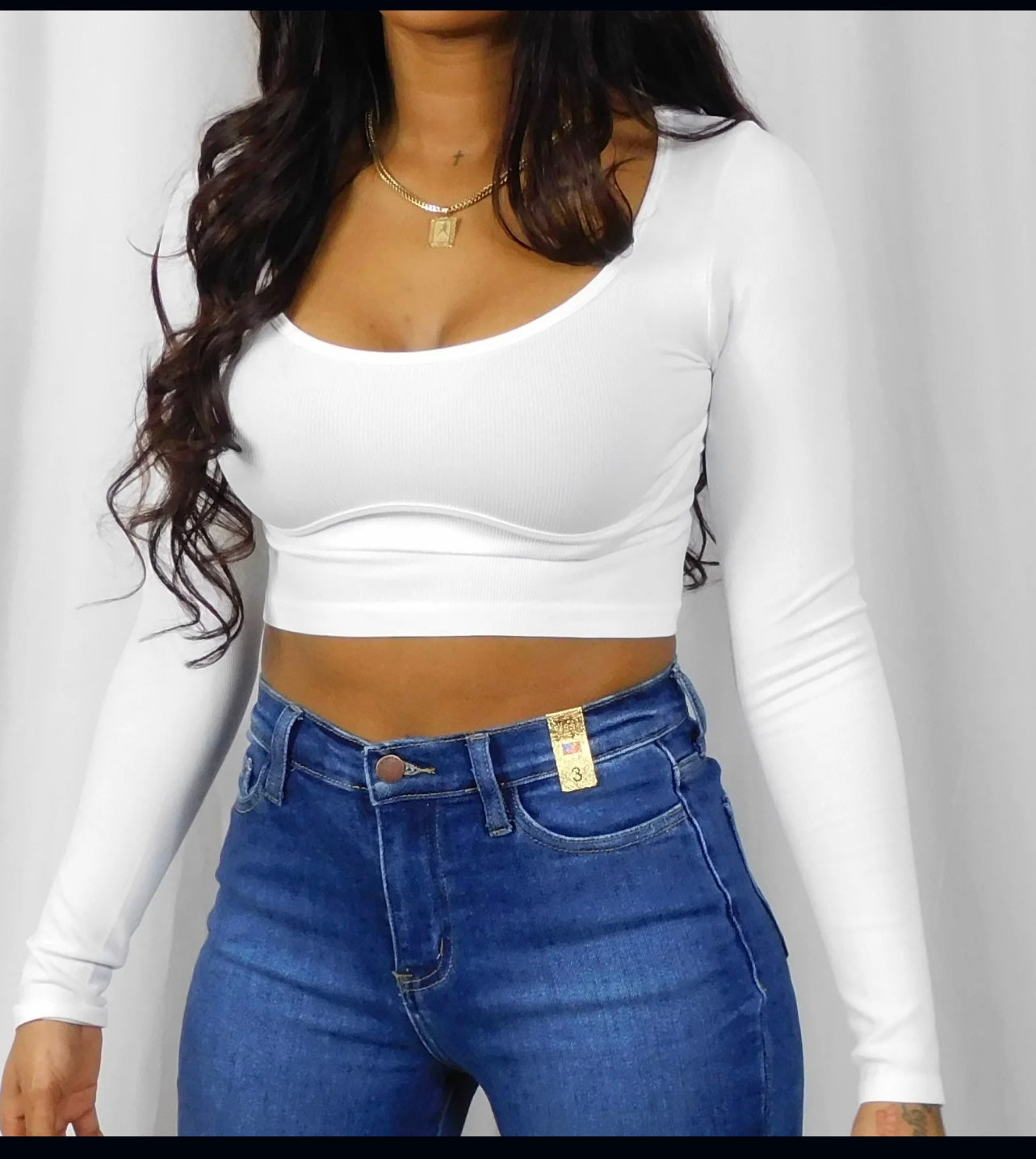 Round neck crop top